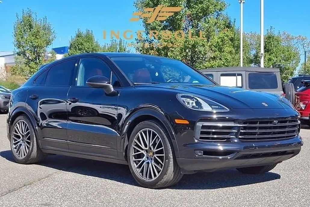 2022 Porsche Cayenne Base Turbo photo 1