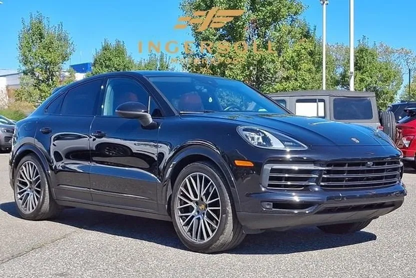 2022 Porsche Cayenne Base Turbo photo 1