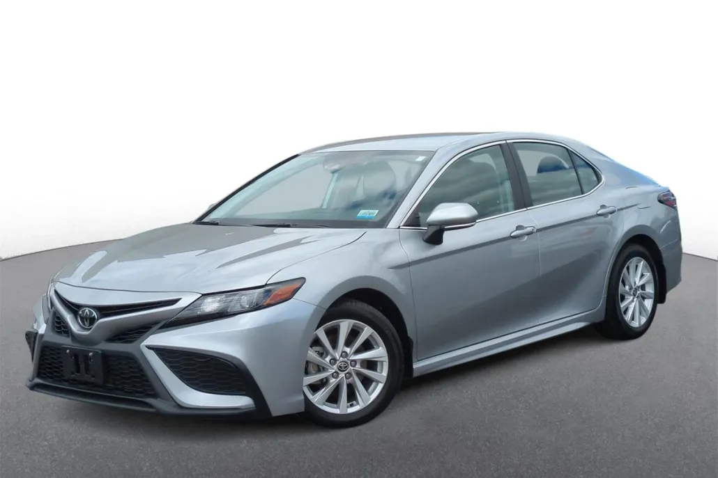 2024 Toyota Camry SE photo 1