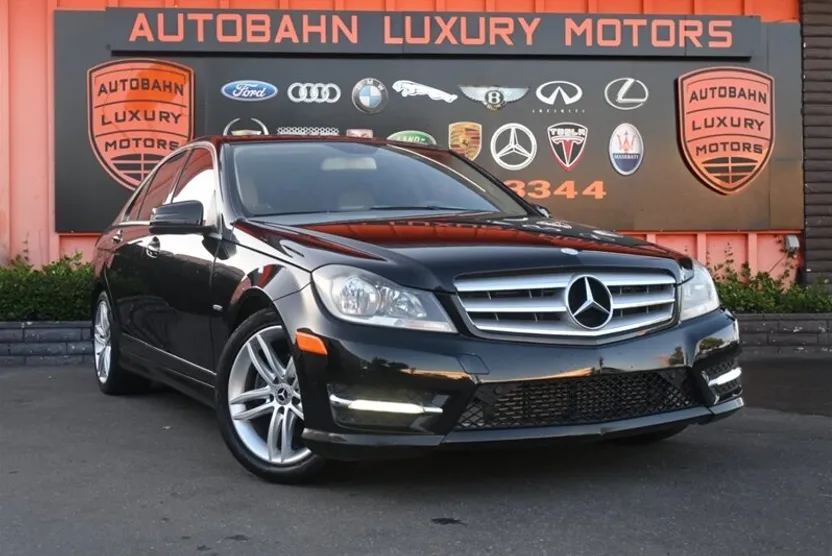 2012 Mercedes Benz C 250 Luxury photo 1