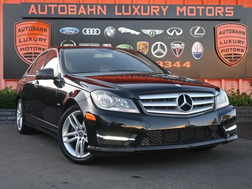 2012 Mercedes Benz C 250 Luxury photo 1