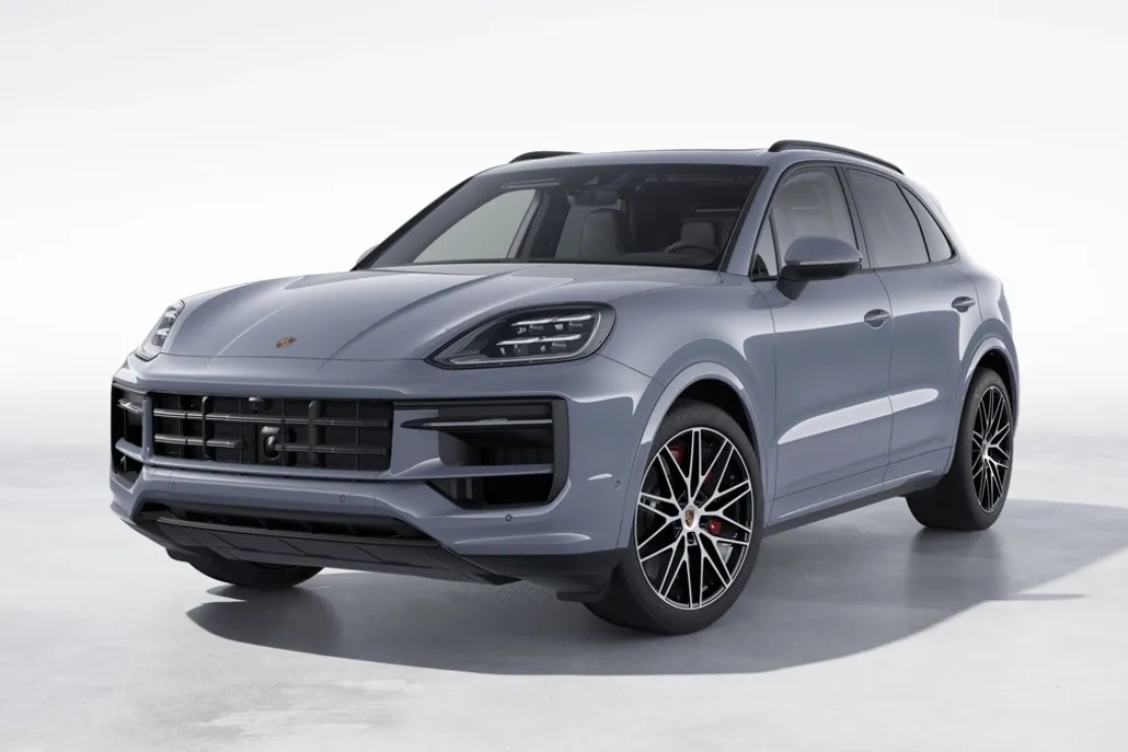 2025 Porsche Cayenne S photo 1