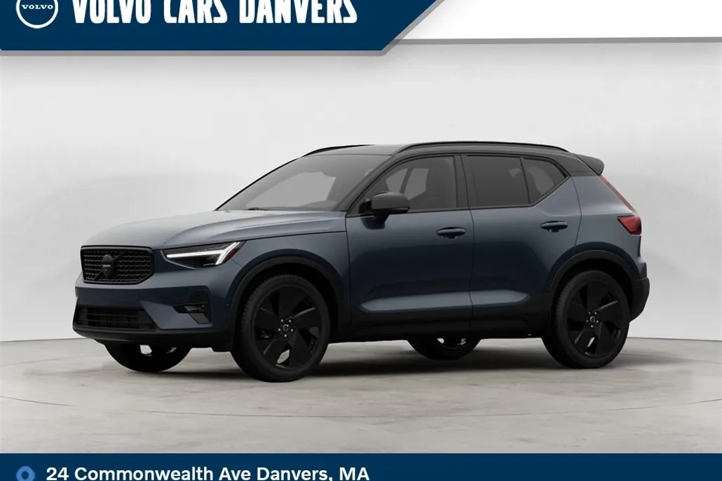 2026 Volvo XC40 photo 1