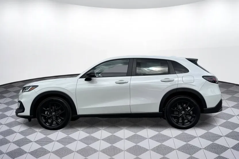 2025 Honda HR-V Sport photo 1