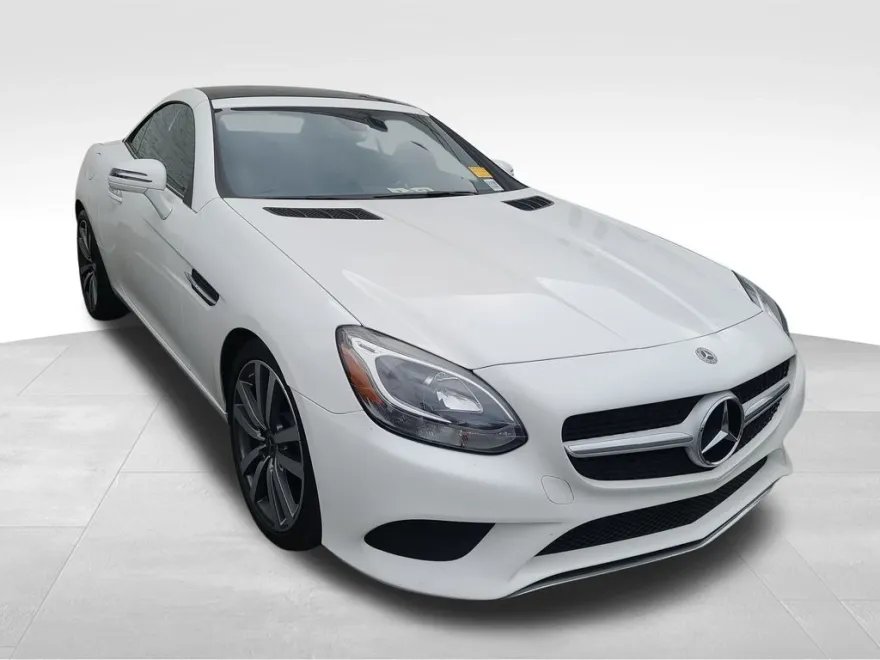 2018 Mercedes Benz SLC 300 photo 1