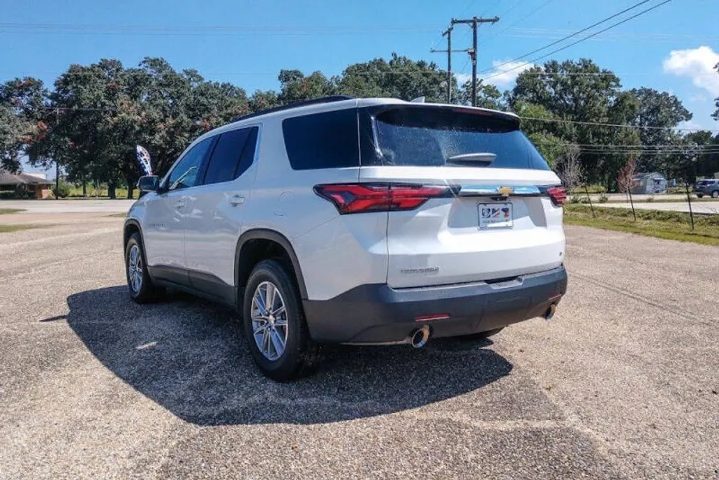 2023 Chevrolet Traverse Cloth photo 1