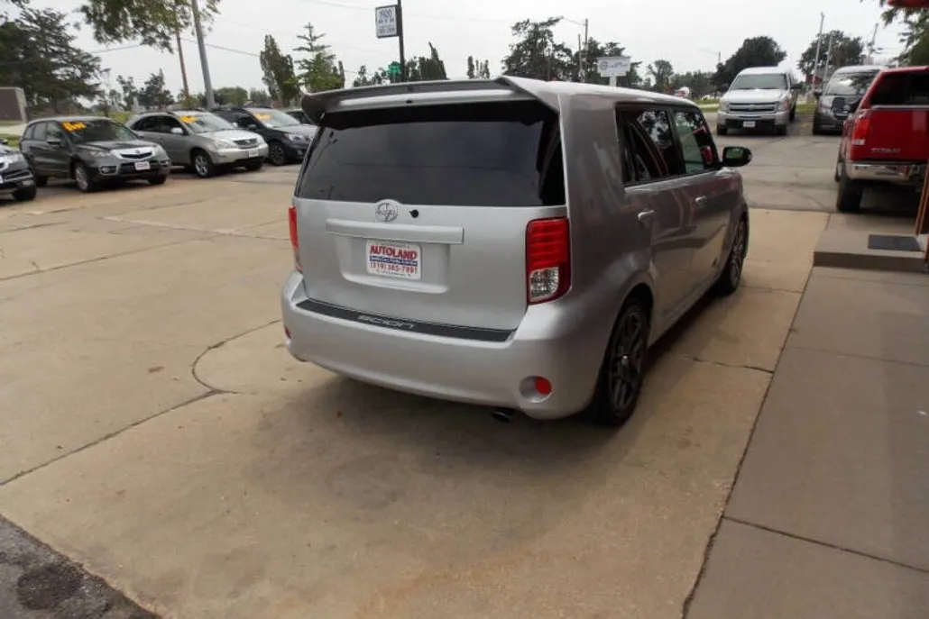 2011 Scion xB photo 1