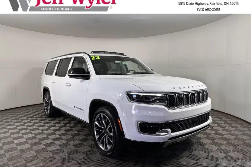 2023 Jeep Wagoneer L Series III photo 1