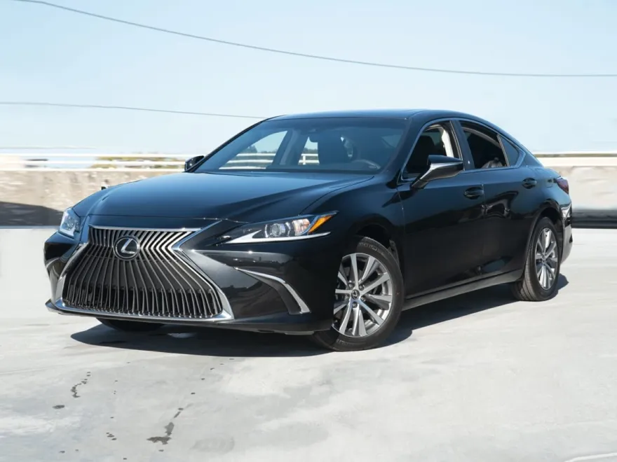 2021 Lexus ES 250 photo 1