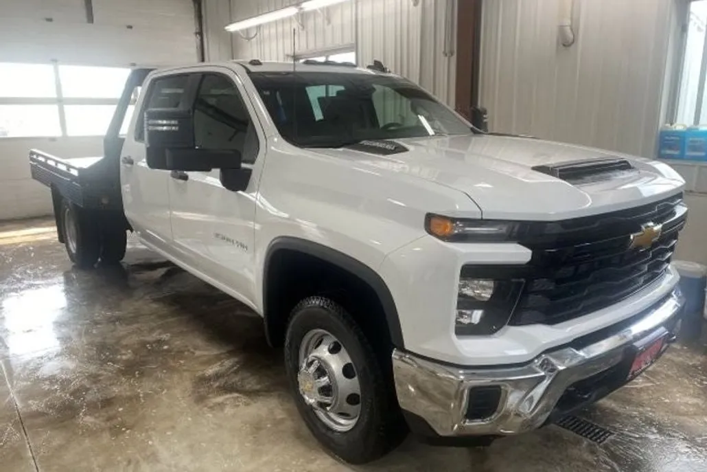 2025 Chevrolet Silverado 3500HD Work Truck photo 1