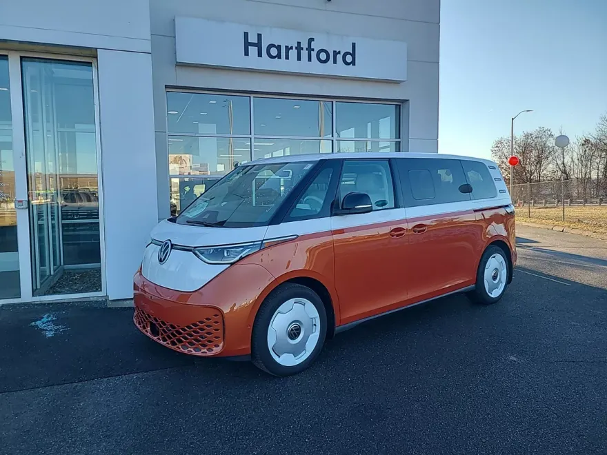 2025 Volkswagen ID. Buzz photo 1