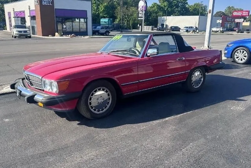 1988 Mercedes Benz 560 photo 1