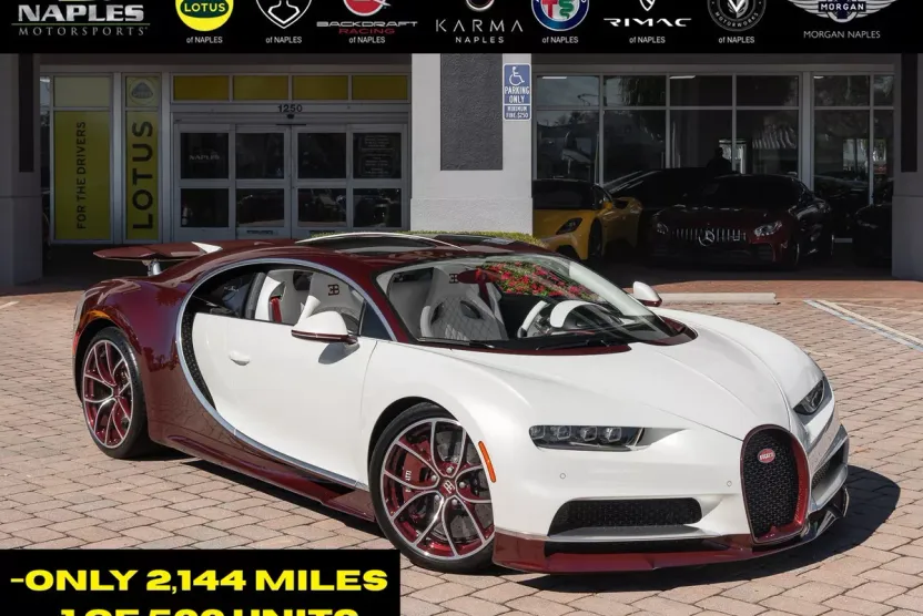 2021 Bugatti Chiron photo 1