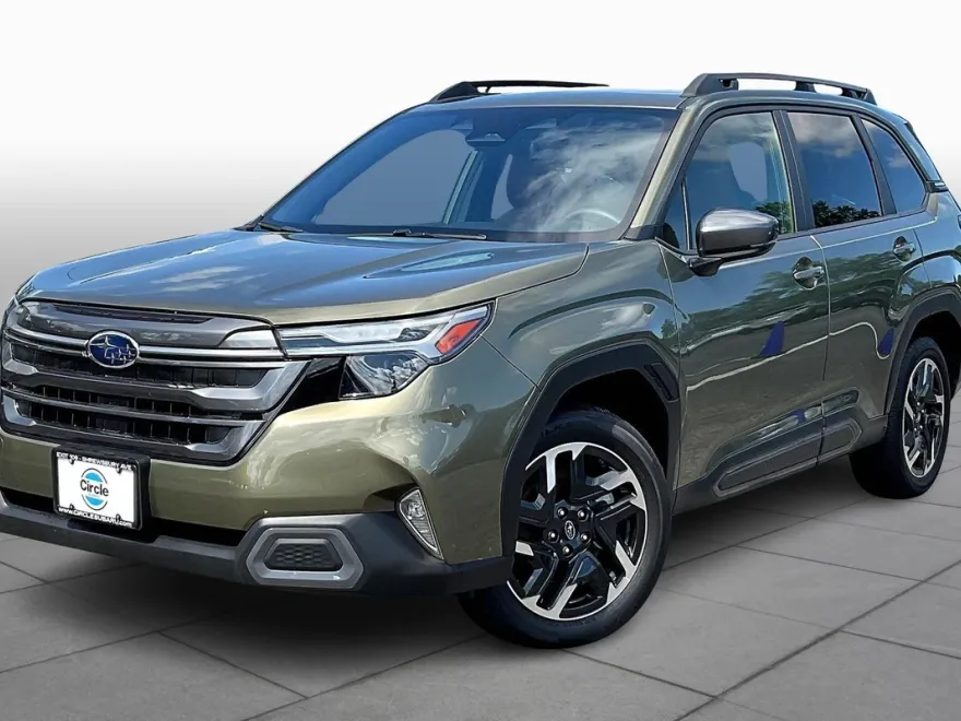 2025 Subaru Forester Limited photo 1
