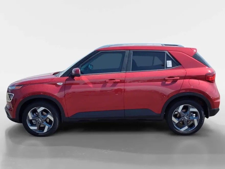 2025 Hyundai Venue Limited photo 1