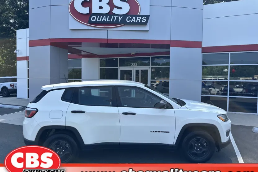 2018 Jeep Compass Sport photo 1
