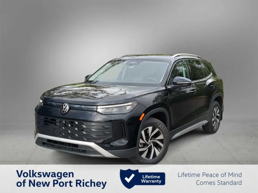 2025 Volkswagen Tiguan S photo 1