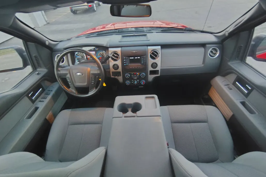 2014 Ford F-150 XLT photo 1