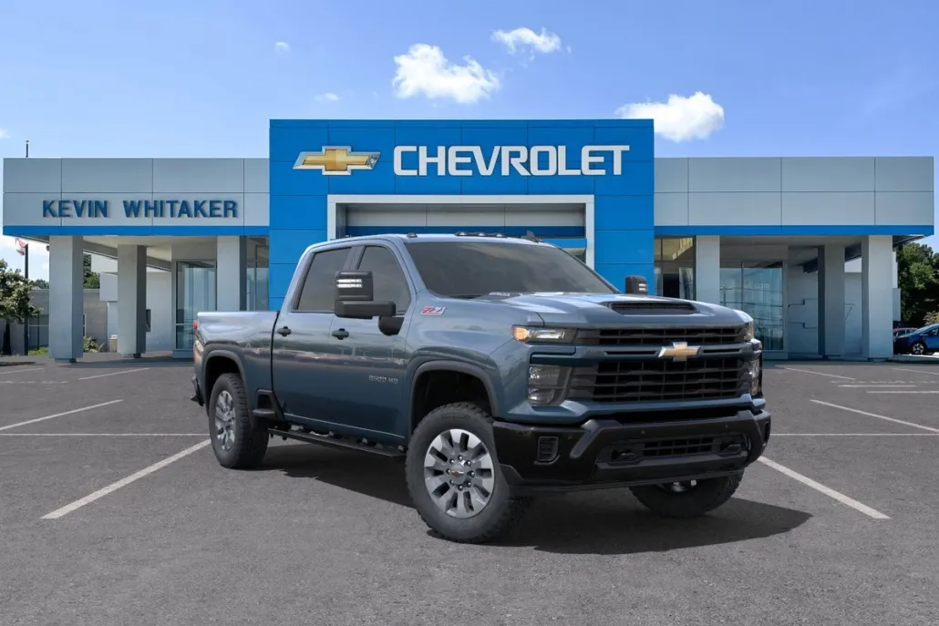 2025 Chevrolet Silverado 2500HD Custom photo 1