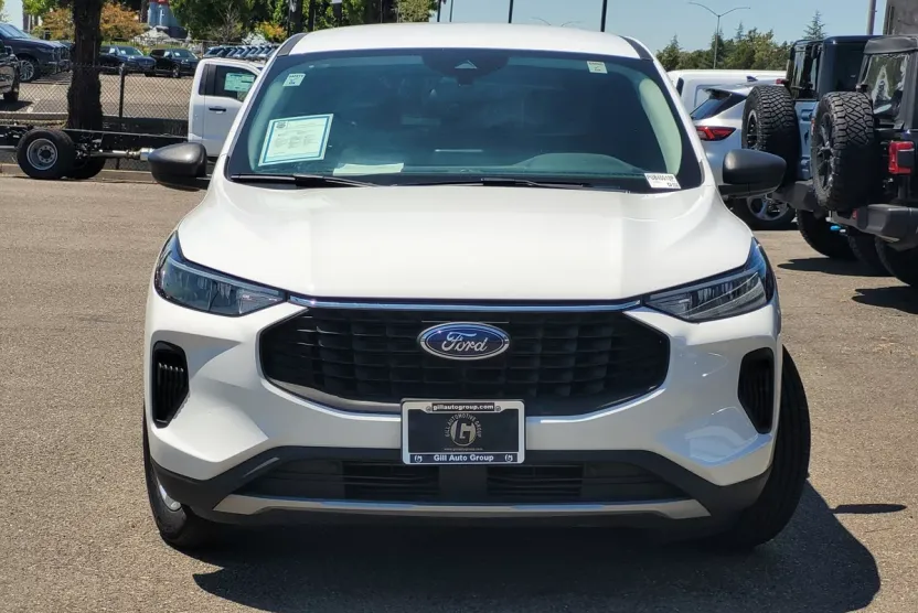 2023 Ford Escape Active photo 1