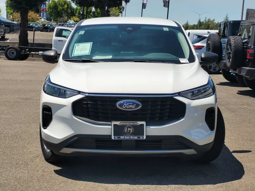 2023 Ford Escape Active photo 1