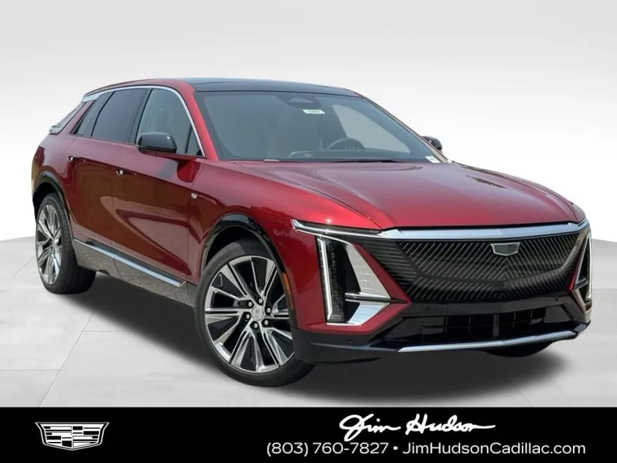 2025 Cadillac Lyriq Luxury photo 1
