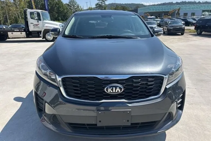 2020 Kia Sorento LX photo 1