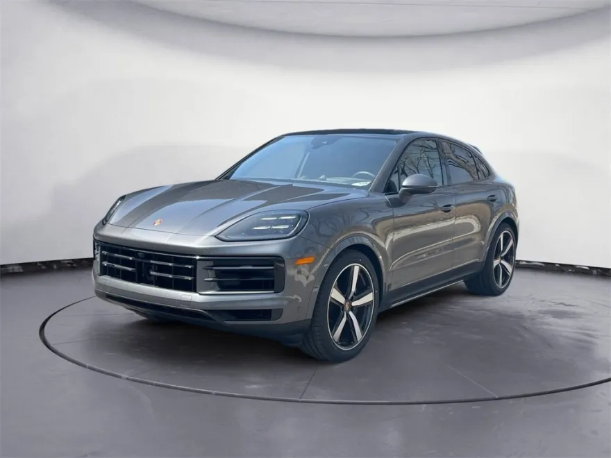 2025 Porsche Cayenne Coupe photo 1