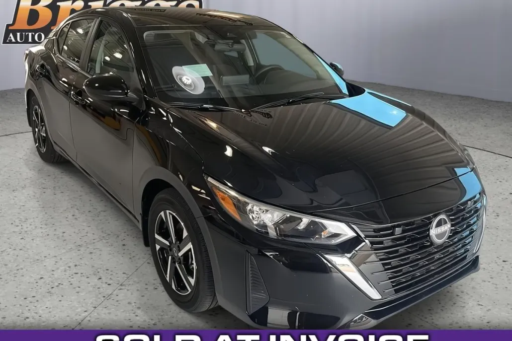 2025 Nissan Sentra SV photo 1