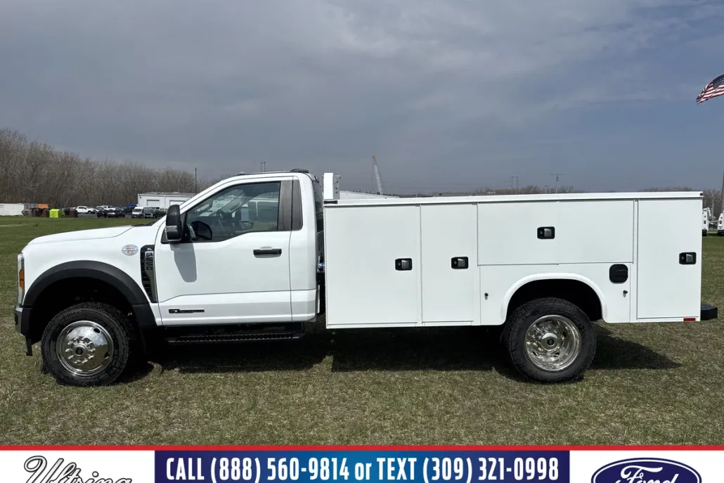 2024 Ford F-550 XL photo 1