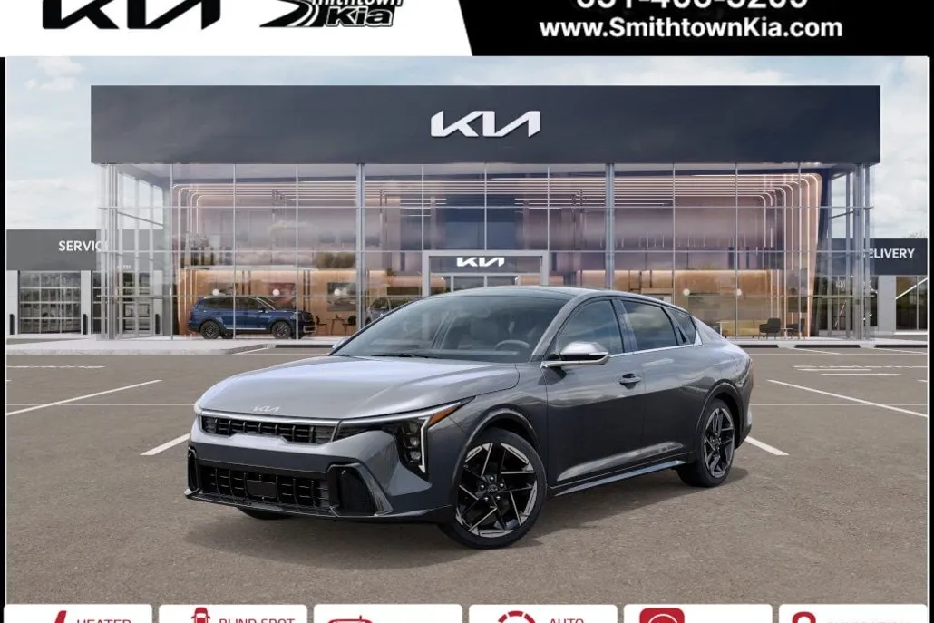 2025 Kia K4 GT-Line photo 1