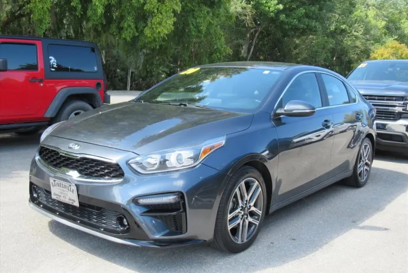 2020 Kia Forte EX photo 1
