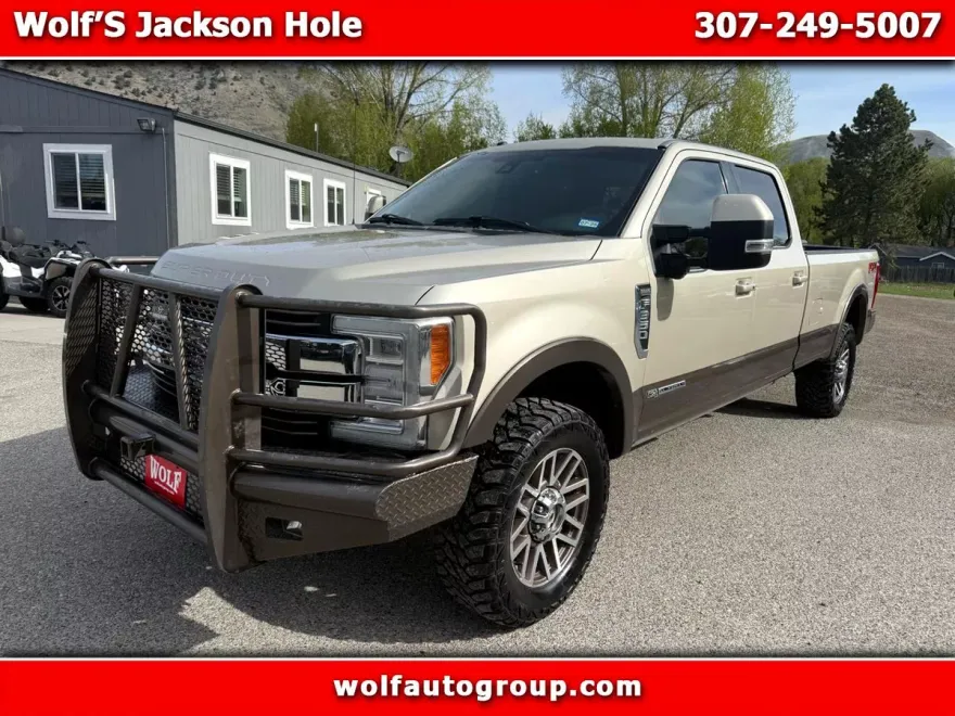 2017 Ford F-350 photo 1