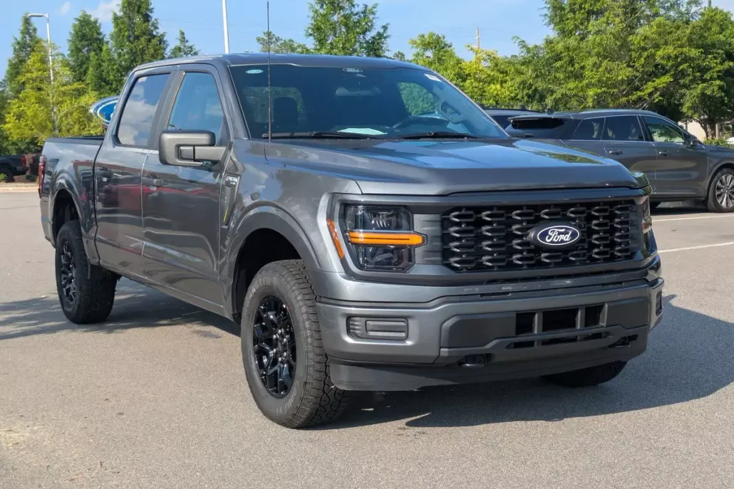 2025 Ford F-150 STX photo 1