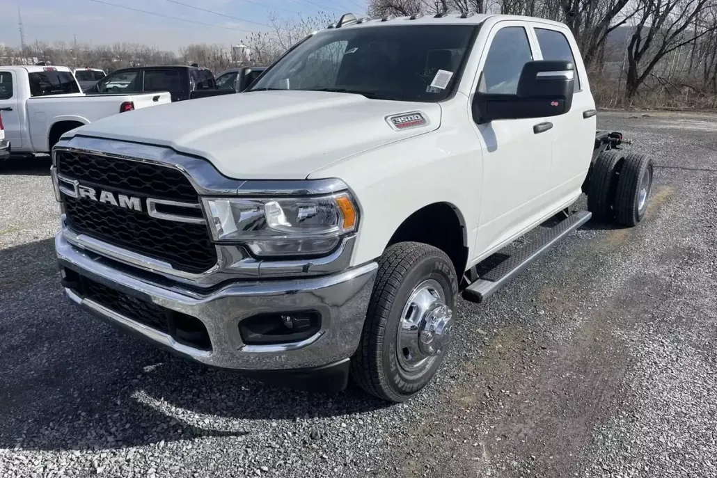 2024 Ram 3500 Tradesman photo 1