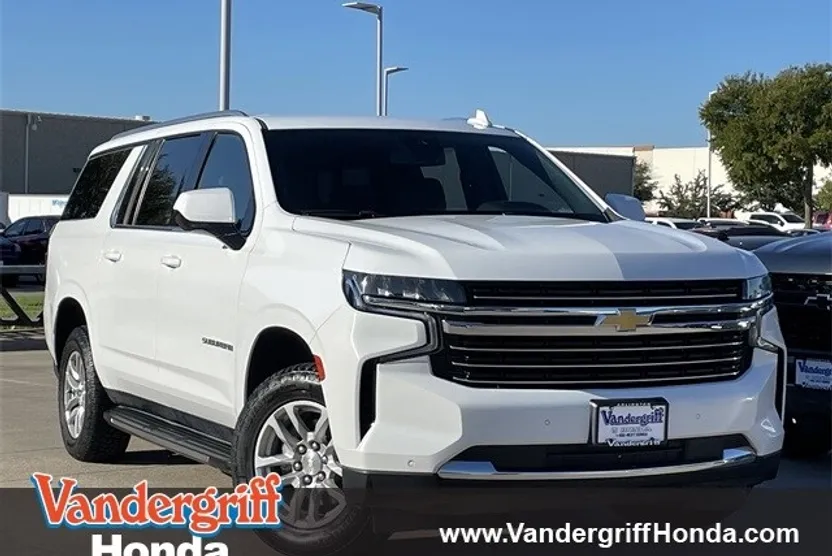 2023 Chevrolet Suburban LT photo 1