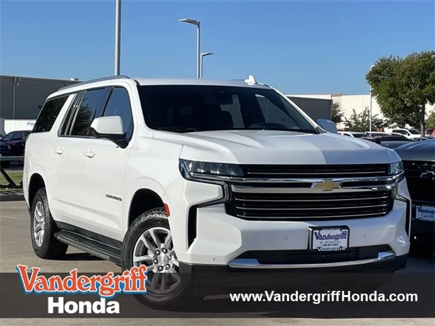 2023 Chevrolet Suburban LT photo 1