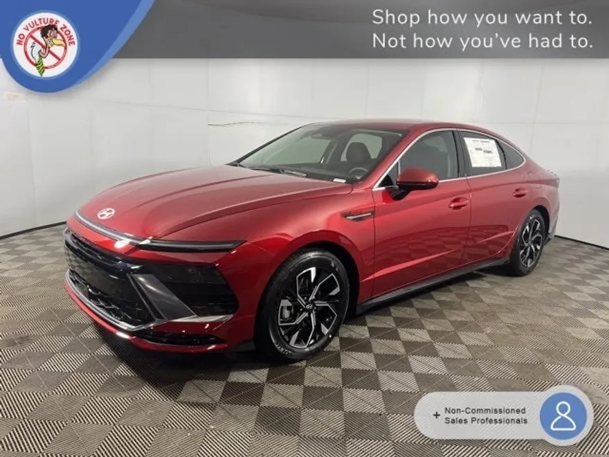 2025 Hyundai Sonata SEL photo 1