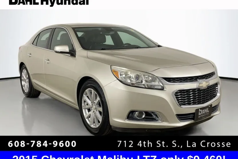 2015 Chevrolet Malibu LTZ photo 1