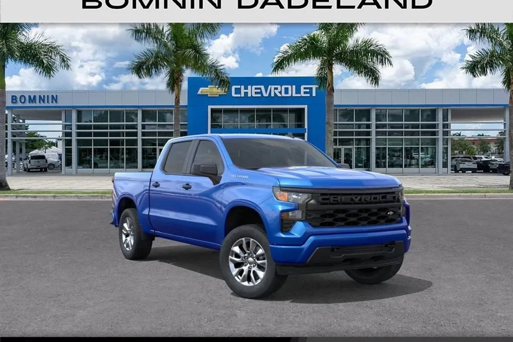2025 Chevrolet Silverado 1500 Custom photo 1