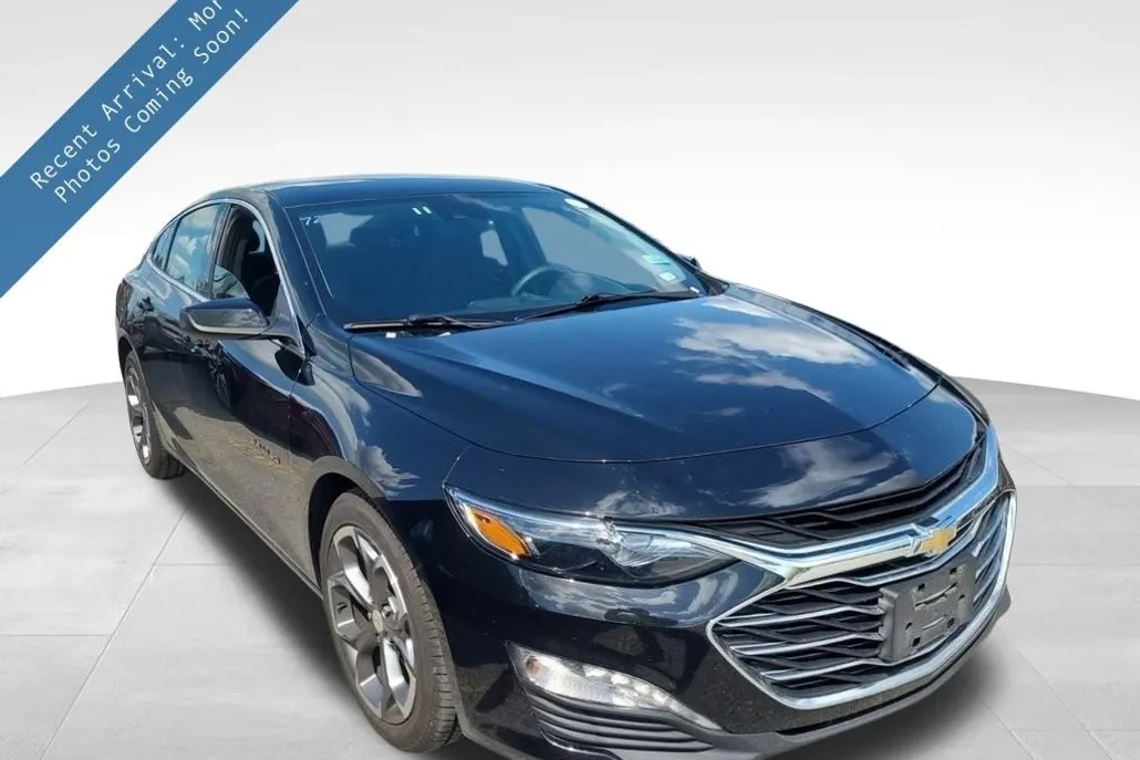 2023 Chevrolet Malibu 1LT photo 1