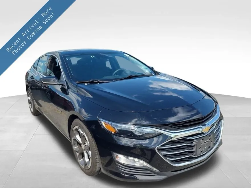 2023 Chevrolet Malibu 1LT photo 1