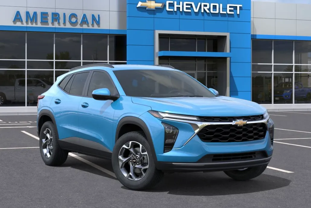 2025 Chevrolet Trax LT photo 1