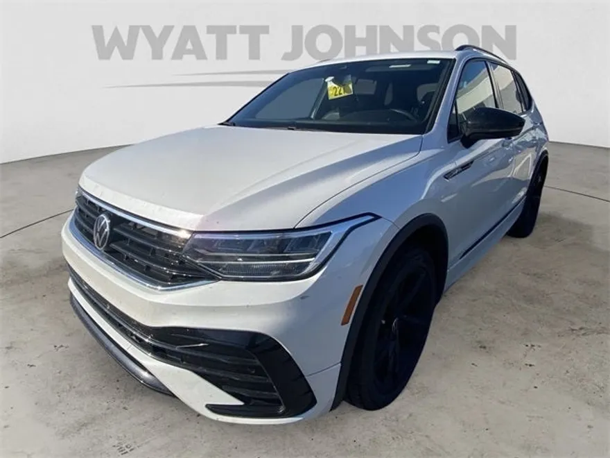 2023 Volkswagen Tiguan SE R-Line Black photo 1