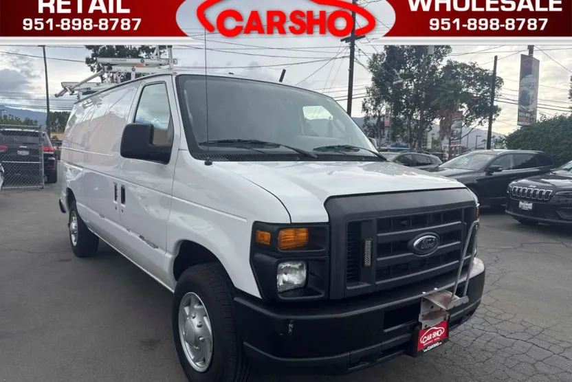 2013 Ford E-150 photo 1