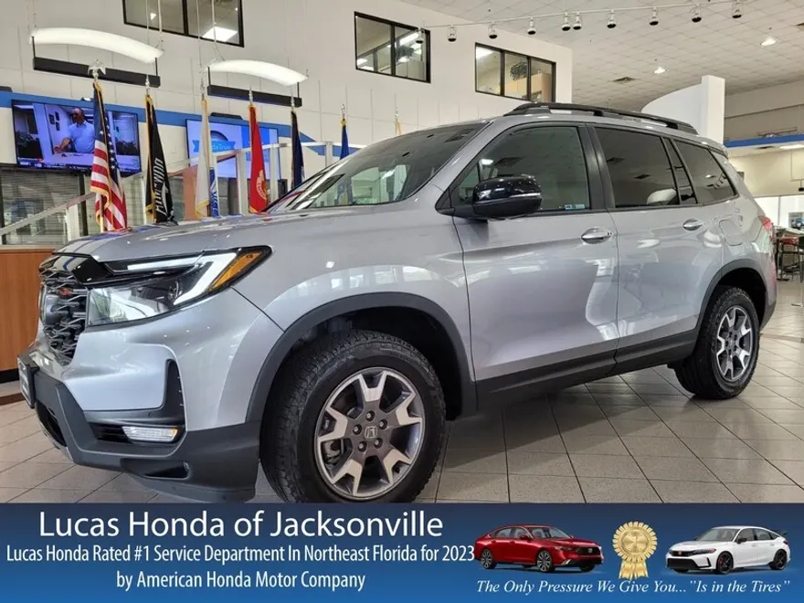 2023 Honda Passport TrailSport photo 1