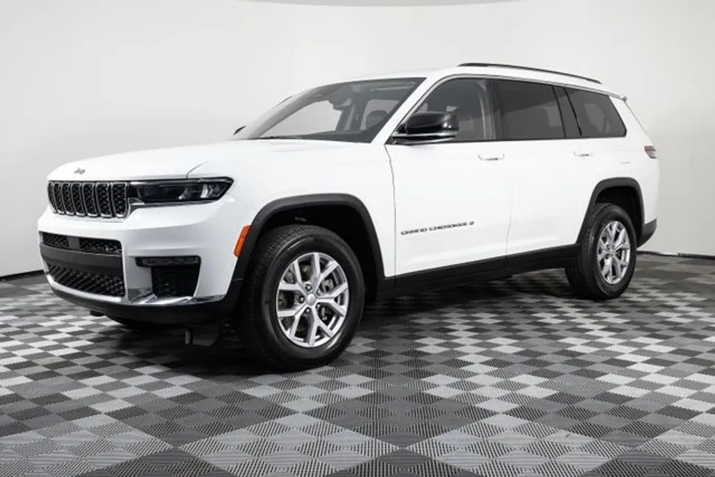 2022 Jeep Grand Cherokee Limited photo 1