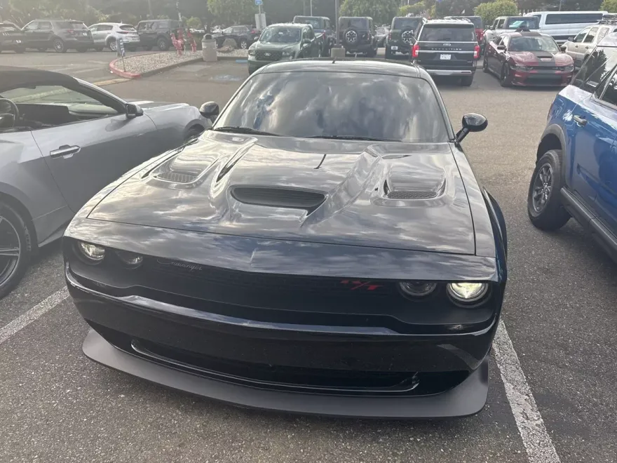 2022 Dodge Challenger R/T Scat Pack photo 1