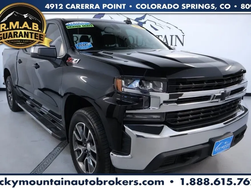 2021 Chevrolet Silverado LT photo 1