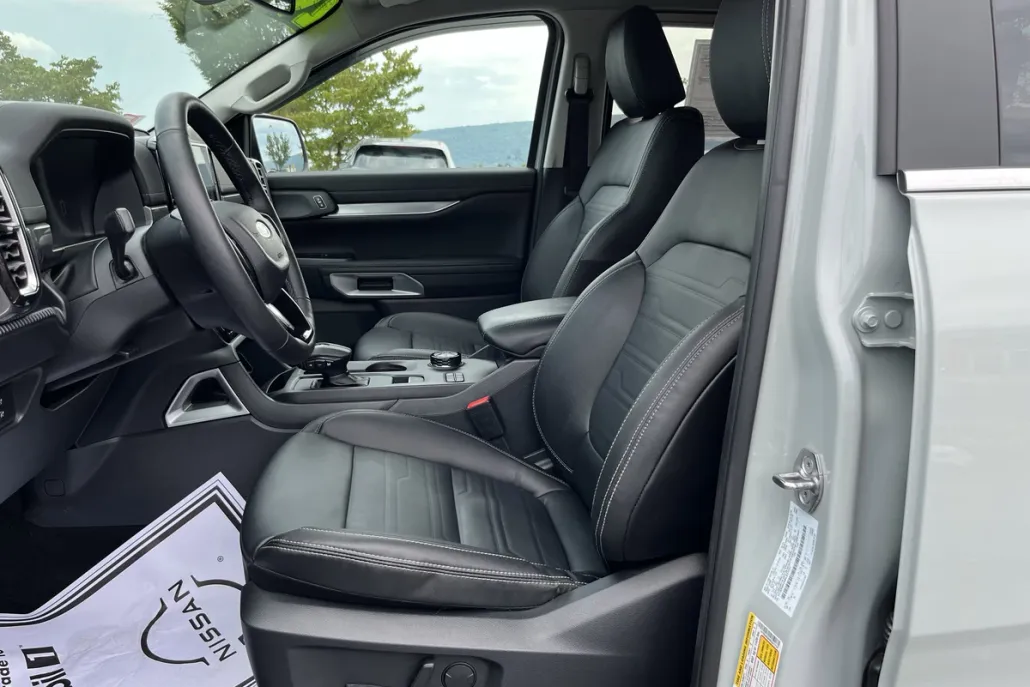 2024 Ford Ranger Lariat photo 1